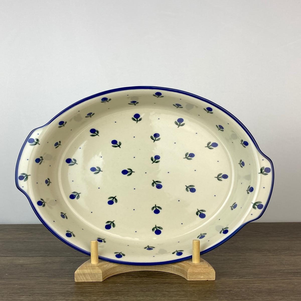 10" Round Baker With Handles - Shape 418 - Pattern 135