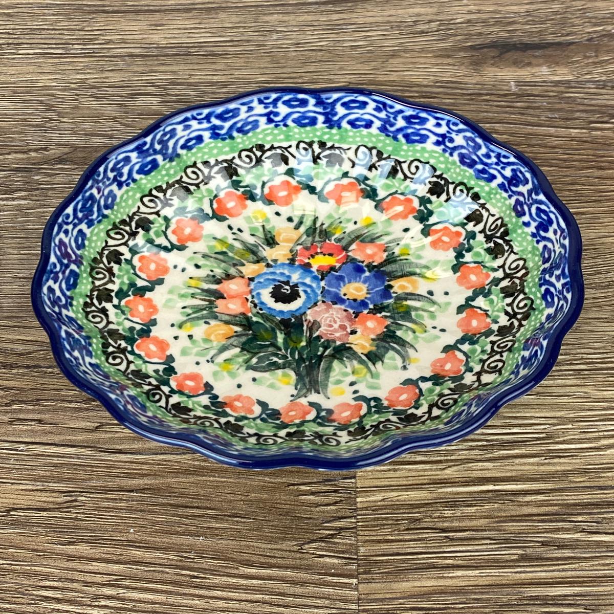 45 Unikat Scalloped Bowl - Shape 23 - Pattern U4411
