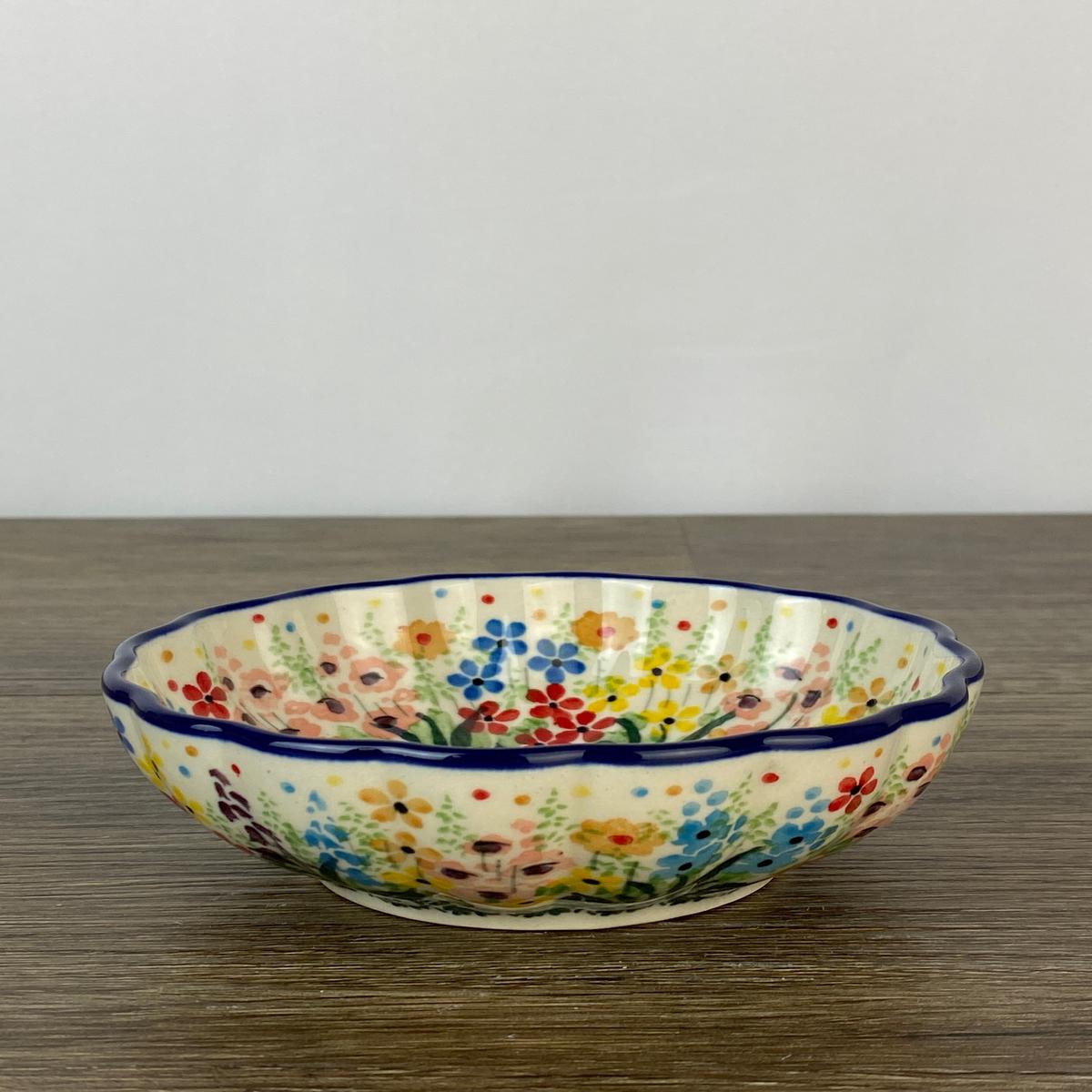 4.5" Unikat Scalloped Bowl - Shape 23 - Pattern U4875
